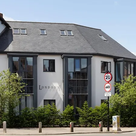 The London Mews 15 Minute Walk To Centre Sleeps 4 Appartement York